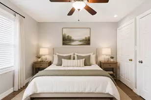 11914 Meadowfair St, Houston, TX 77076 - Photo 7