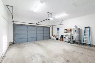 384 Wilcrest Dr, Houston, TX 77042 - Photo 17