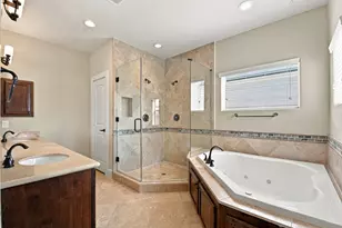 1108 Peveto St, Houston, TX 77019 - Photo 33