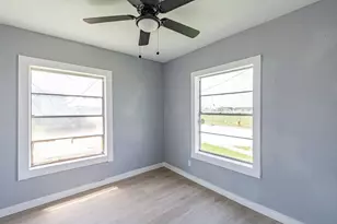 126 W 6th St, Freeport, TX 77541 - Photo 29
