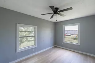 126 W 6th St, Freeport, TX 77541 - Photo 39