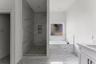 1110 Longleaf Pne St, Huffman, TX 77336 - Photo 9