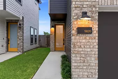 5820 Francis Oak Place, Houston, TX 77091 - Photo 3
