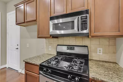 9006 Lakes At 610 Drive, Houston, TX 77054 - Photo 13