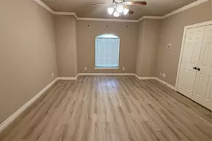 9006 Lakes at 610 Dr, Houston, TX 77054 - Photo 15