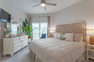 401 W Lincoln St, New Braunfels, TX 78130 - Photo 13