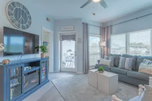 401 W Lincoln St, New Braunfels, TX 78130 - Photo 1