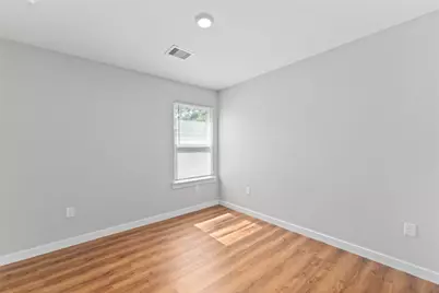 8617 Clarington Street, Houston, TX 77016 - Photo 17