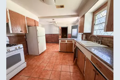 73 Burbank Street, Houston, TX 77076 - Photo 5