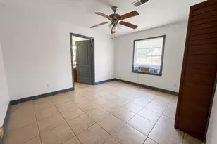 73 Burbank St, Houston, TX 77076 - Photo 7