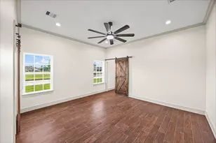5300 Hemlock Dr, Baytown, TX 77521 - Photo 15
