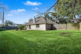 206 Forest Oaks Ln, Lake Jackson, TX 77566 - Photo 27