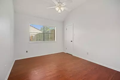 206 Forest Oaks Lane, Lake Jackson, TX 77566 - Photo 23
