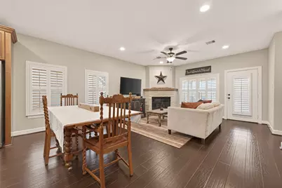 3819 Willow Breeze Circle, Needville, TX 77461 - Photo 5