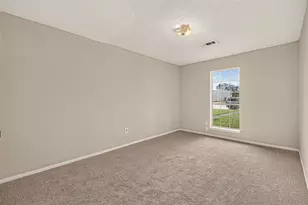 1001 N Shepherd Dr, Baytown, TX 77520 - Photo 15