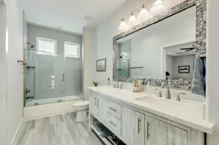 3827 Seabreeze Ln, Galveston, TX 77554 - Photo 39