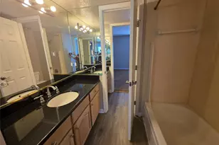 311 Yacht Club Ln, El Lago, TX 77586 - Photo 7