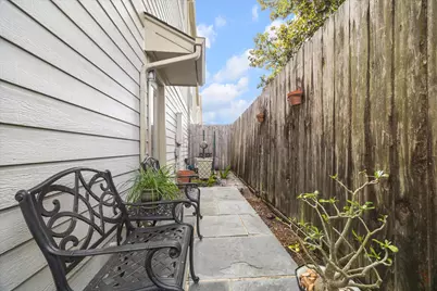 714 Redwing Place Drive, Houston, TX 77009 - Photo 27