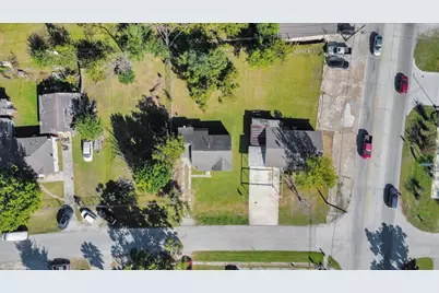 11025 Muscatine Street, Houston, TX 77029 - Photo 7