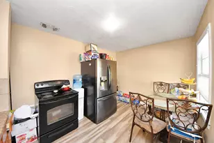 11025 Muscatine St, Houston, TX 77029 - Photo 13