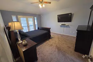 15355 Meadow Village Dr, Houston, TX 77095 - Photo 7