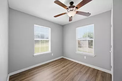 5414 Evelyn Street, Texas City, TX 77591 - Photo 19