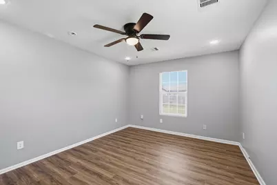 5414 Evelyn Street, Texas City, TX 77591 - Photo 3