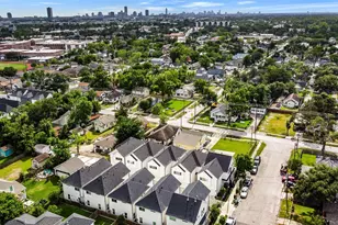 1228 Mcneil St, Houston, TX 77009 - Photo 3