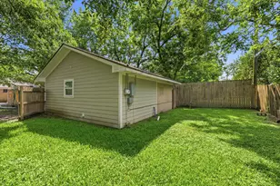 211 S Iowa Ave, League City, TX 77573 - Photo 45