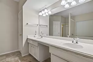 5911 Indian Hills Ln Ln, Sugar Land, TX 77479 - Photo 13