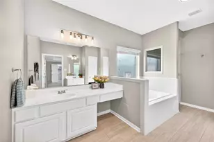 27011 Rockwood Park Ln, Cypress, TX 77433 - Photo 17
