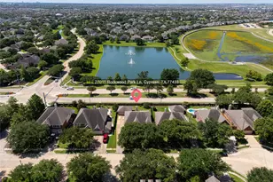 27011 Rockwood Park Ln, Cypress, TX 77433 - Photo 33