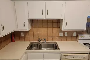 2100 Tanglewilde St, Houston, TX 77063 - Photo 15