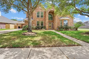3909 Conroe Lake Ct, Pearland, TX 77581 - Photo 1