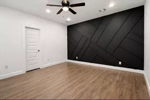 8141 Jeffery St, Houston, TX 77028 - Photo 11