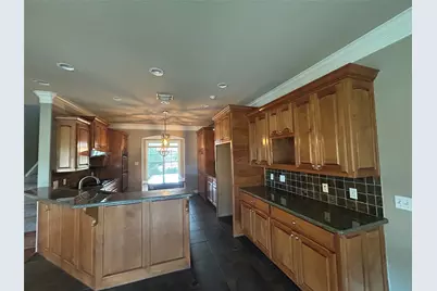 6305 Meadow Mist Street, Orange, TX 77632 - Photo 9
