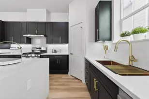 957 Highland Lgt Ln, Houston, TX 77091 - Photo 9