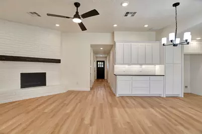1211 Mere Drive, Pinehurst, TX 77362 - Photo 9