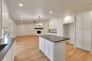 1211 Mere Dr, Pinehurst, TX 77362 - Photo 19
