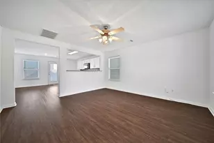 435 Silky Leaf Dr, Houston, TX 77073 - Photo 5