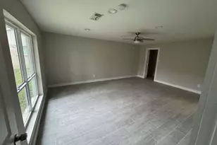 529 Brandon Rd, Conroe, TX 77302 - Photo 11