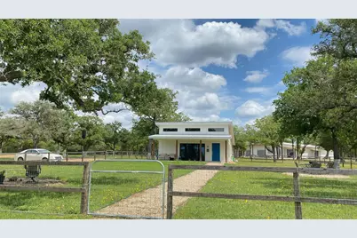 10080 Fm 682, Yoakum, TX 77995 - Photo 31