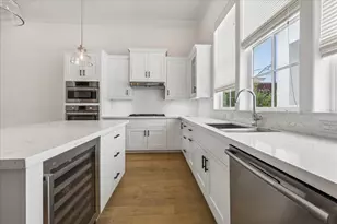 2314 Hutchins St, Houston, TX 77004 - Photo 9