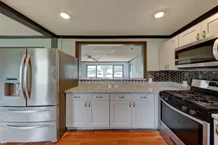 616 19th Ave N, Texas City, TX 77590 - Photo 7