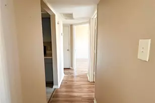 2824 S Bartell Dr, Houston, TX 77054 - Photo 5