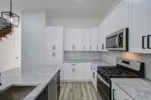3728 Noah St, Houston, TX 77021 - Photo 3