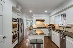 5135 Westerham Pl, Houston, TX 77069 - Photo 7