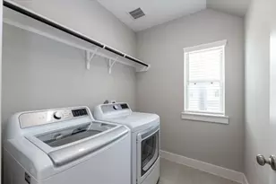 10981 Swang Link Dr, Houston, TX 77043 - Photo 17