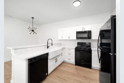 7205 Tippett #B, Houston, TX 77088 - Photo 5