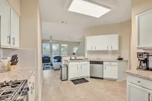 1722 Sun Point Court, Humble, TX 77396 - Photo 11